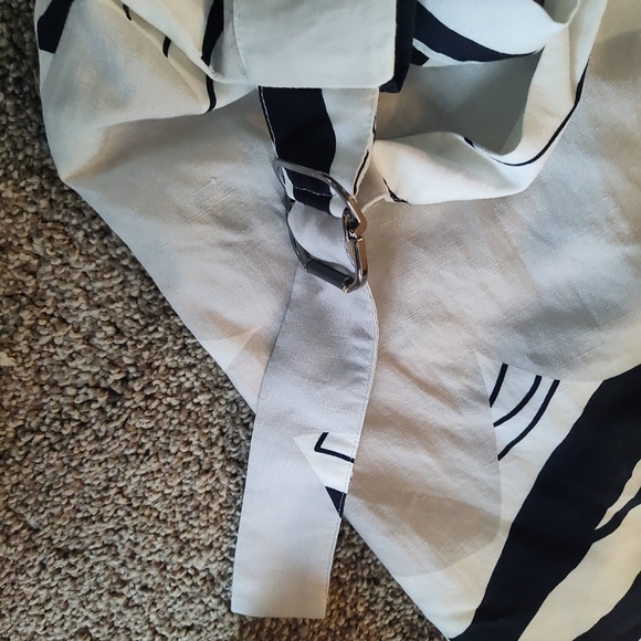 Crea Concepts Ivory Black Gray Geometric Skirt. Size 40 Medium - Picture 5 of 11